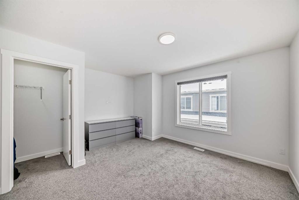 Picture for 516, 95 Skyview Close NE https://www.cirrealty.ca/reb/creb/01/A2263401_19.jpg