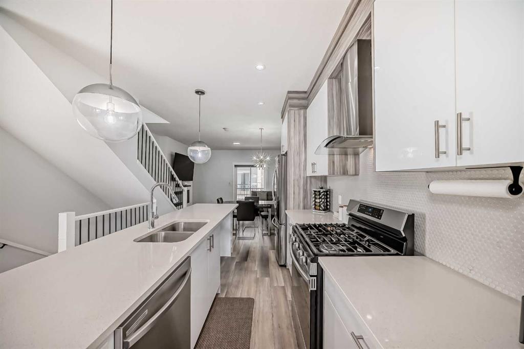 Picture for 516, 95 Skyview Close NE https://www.cirrealty.ca/reb/creb/01/A2263401_8.jpg