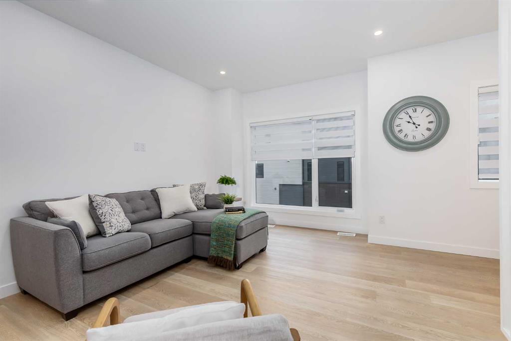 Picture for 22, 903 Mahogany Boulevard SE