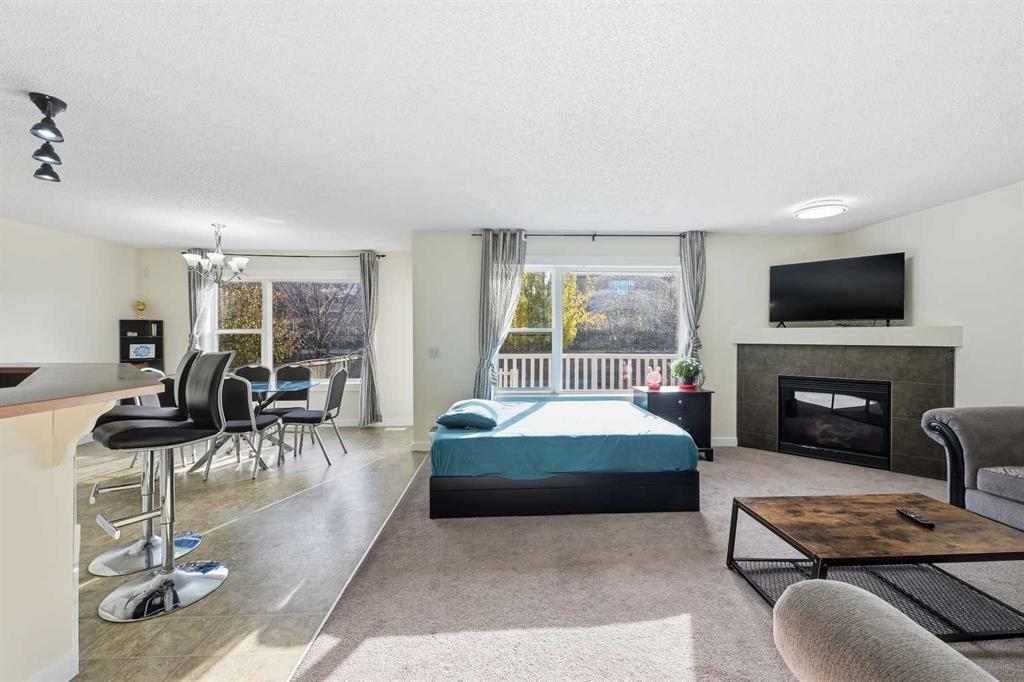 Picture for 217 coopers Grove SW https://www.cirrealty.ca/reb/creb/01/A2267001_15.jpg