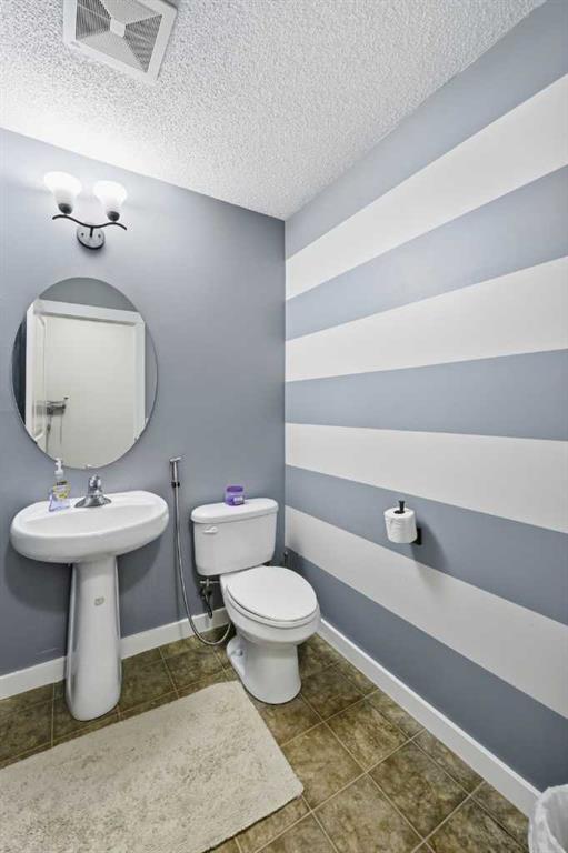 Picture for 217 coopers Grove SW https://www.cirrealty.ca/reb/creb/01/A2267001_21.jpg