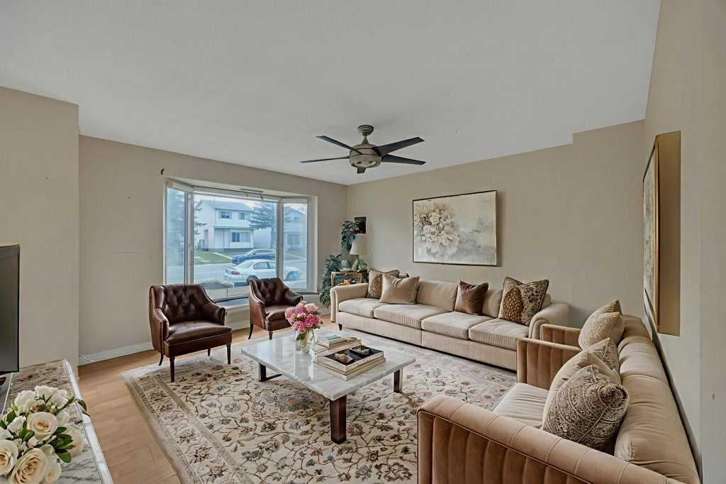 Picture for 32 Martindale Boulevard NE