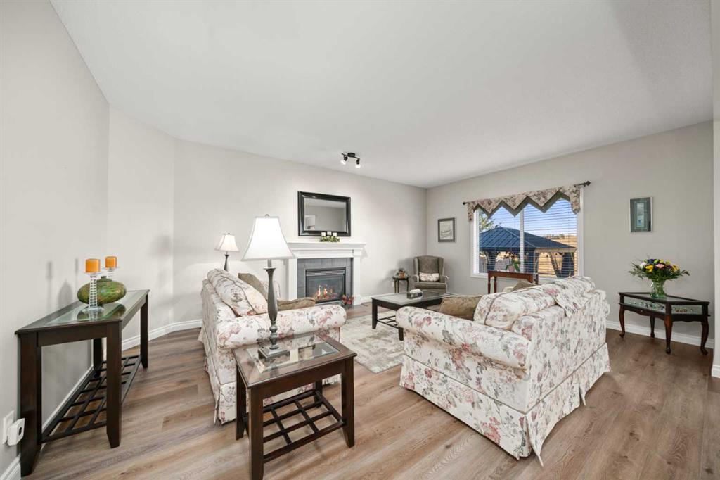 Picture for 201 Westmount Bay 