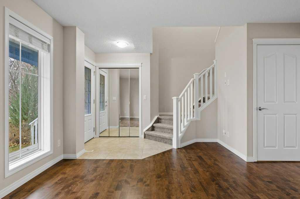 Picture for 32 New Brighton Court SE