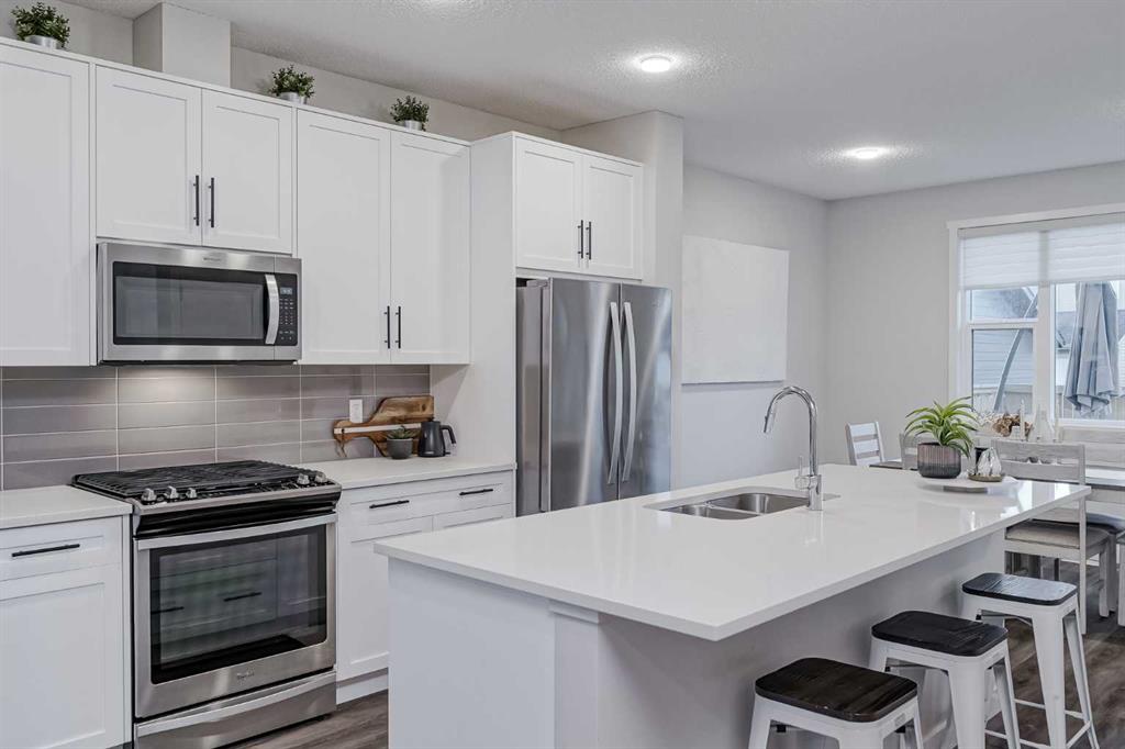 Picture for 859 Walgrove Boulevard SE