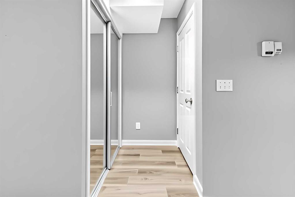 Picture for 102, 139 26 Avenue NW