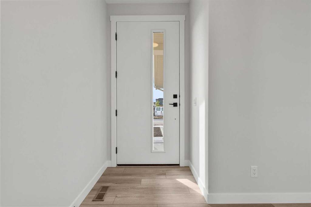 Picture for 315 Kinniburgh Loop 