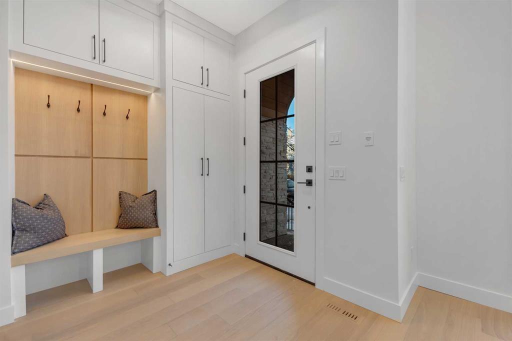 Picture for 2825 24 Street NW