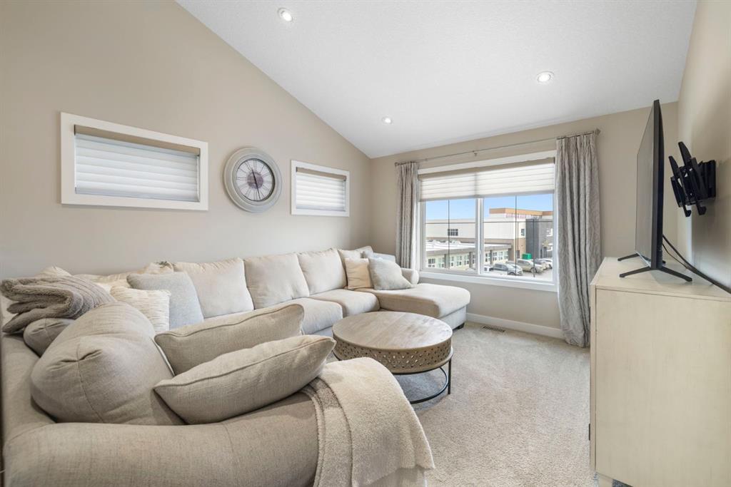 Picture for 8 Emberside Glen 