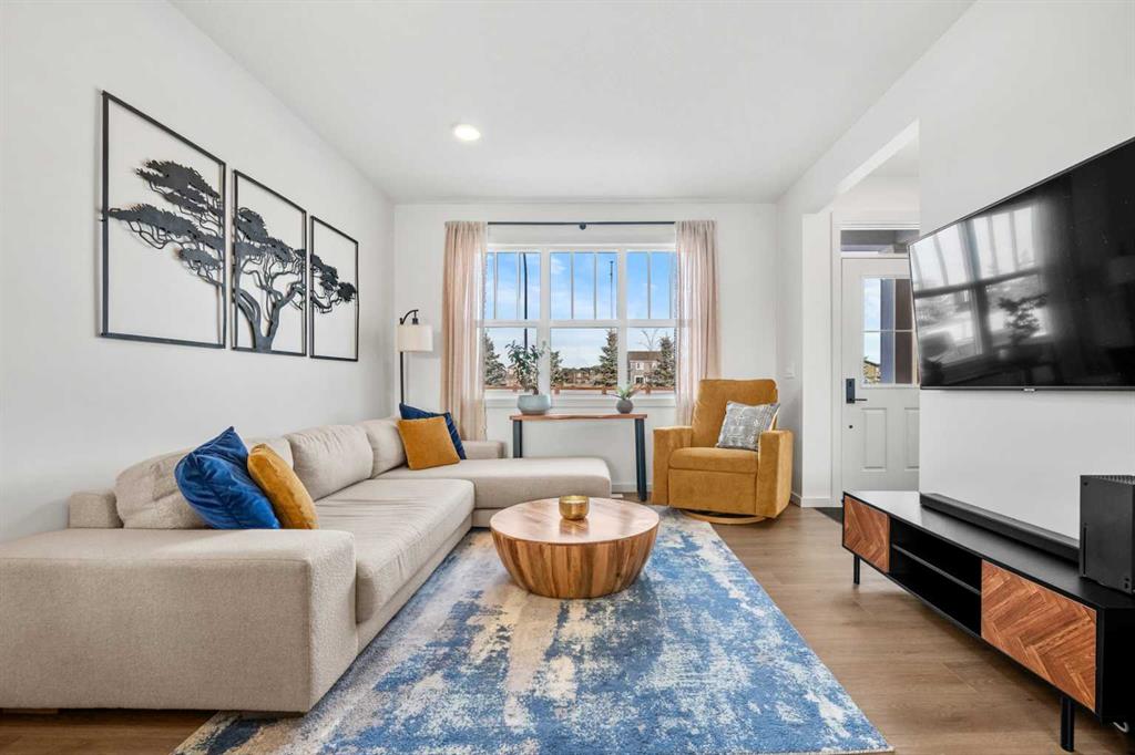 Picture for 161 Lavender Manor SE