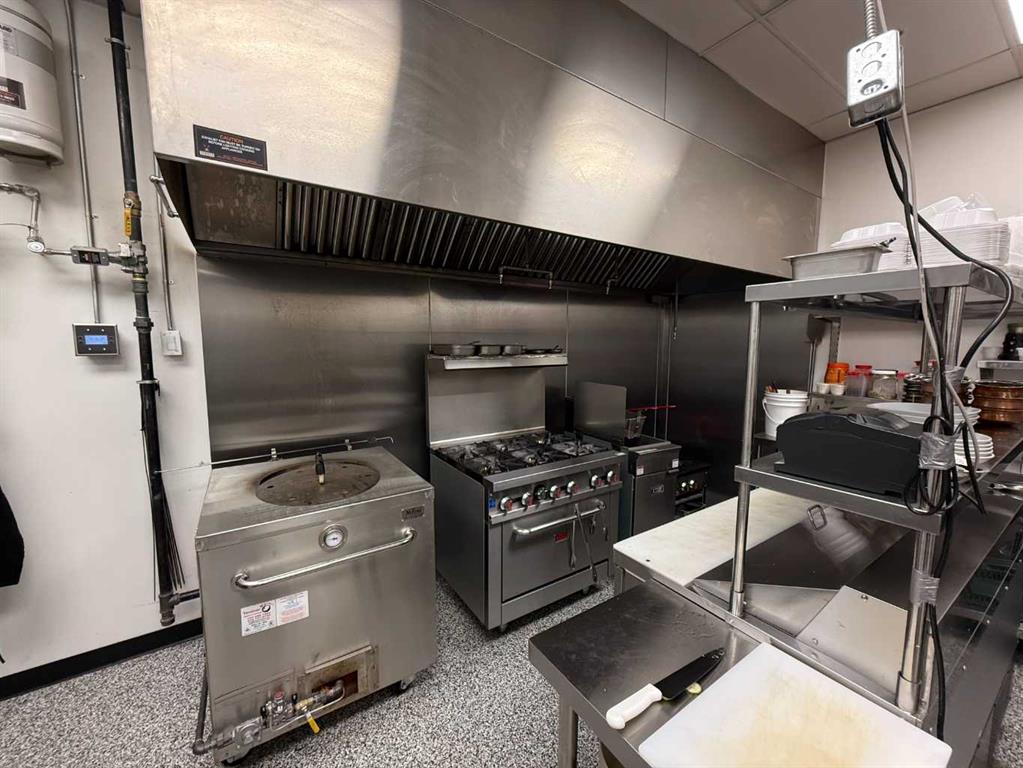 Picture for 123 ANY STREET NW  