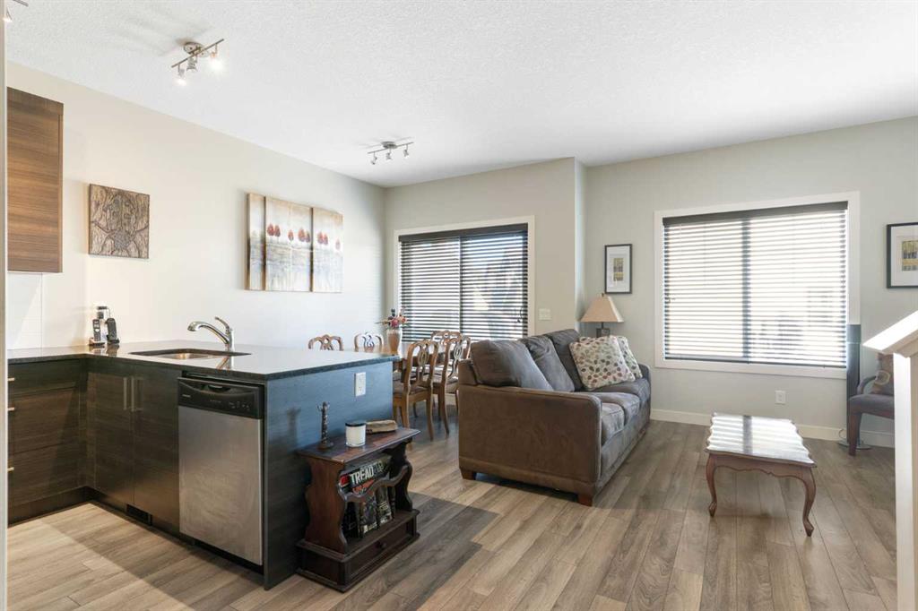 Picture for 1403 Jumping Pound Common 