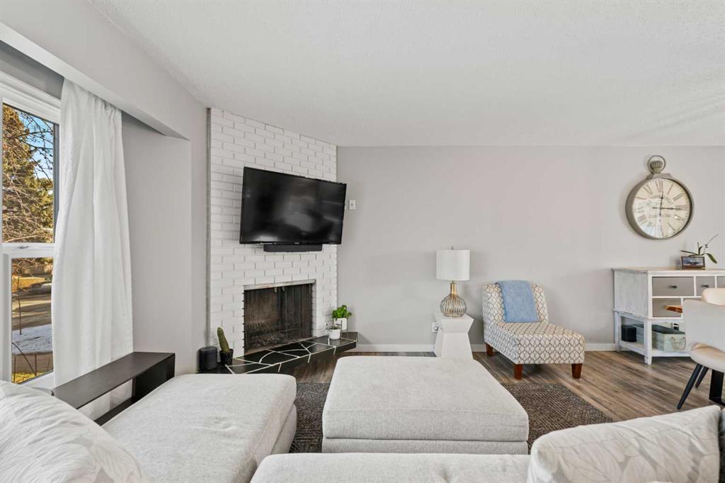 Picture for 304 Wascana Crescent SE