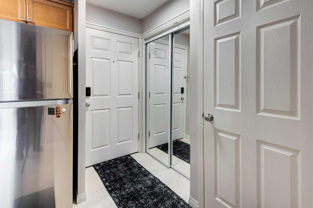 Picture for 302, 1833 11 Avenue SW