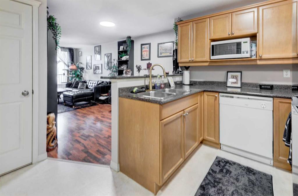 Picture for 302, 1833 11 Avenue SW