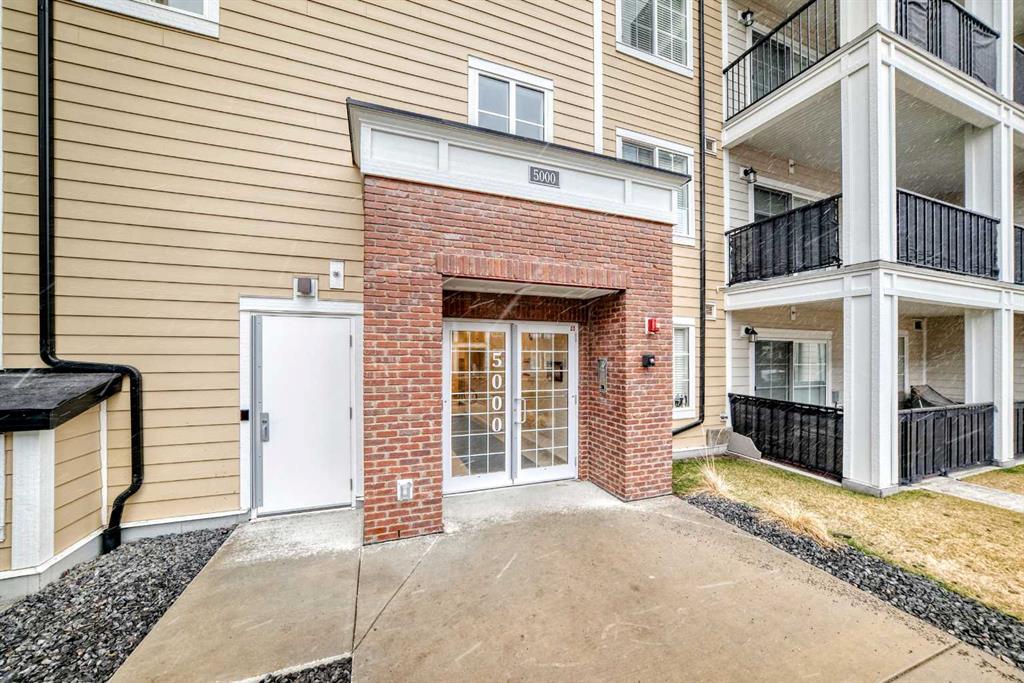 Picture for 5218, 151 Legacy Main Street SE