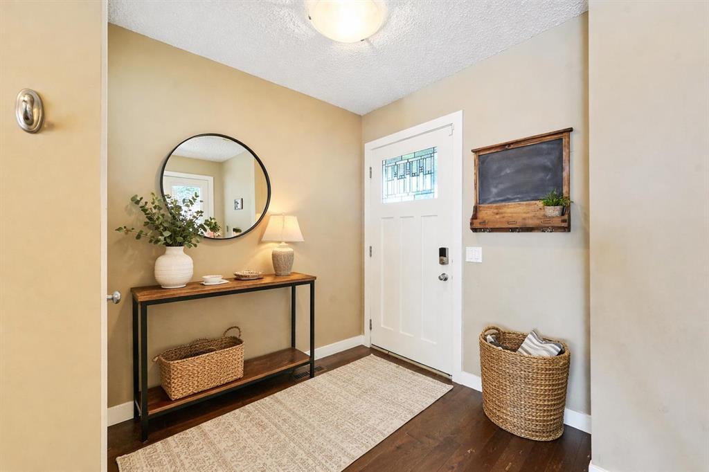 Picture for 124 Kingsbridge Way SE