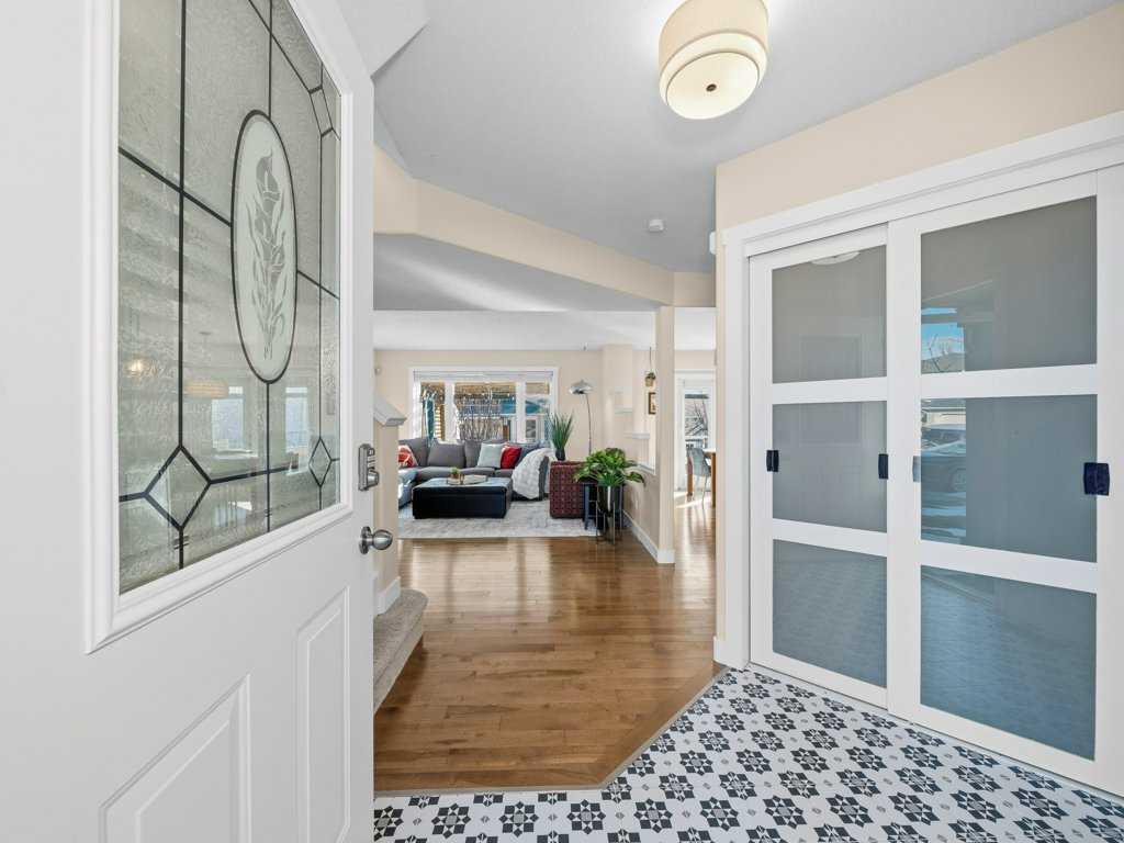 Picture for 17 Douglas Woods Gardens SE