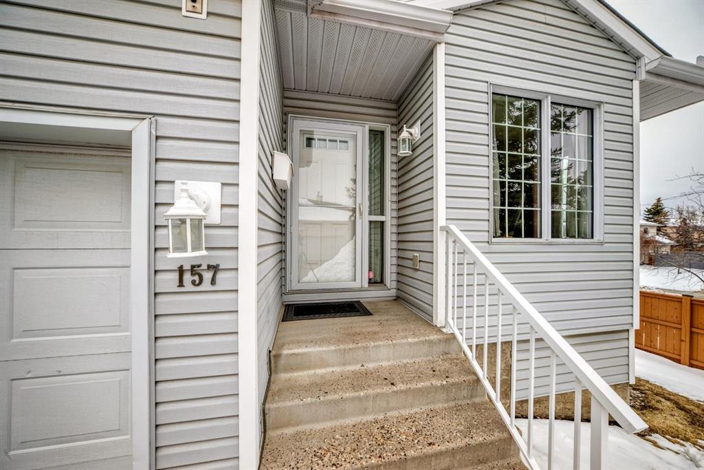 Picture for 157 Hawkstone Manor NW