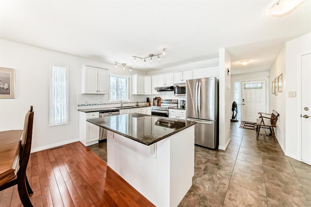 Picture for 157 Hawkstone Manor NW