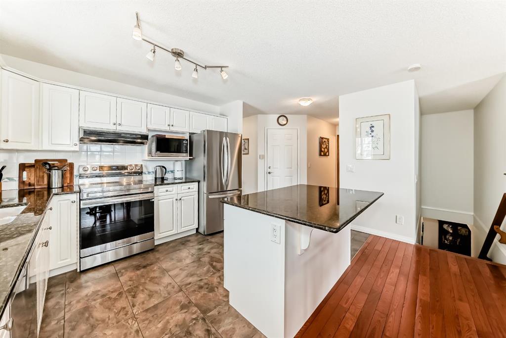 Picture for 157 Hawkstone Manor NW