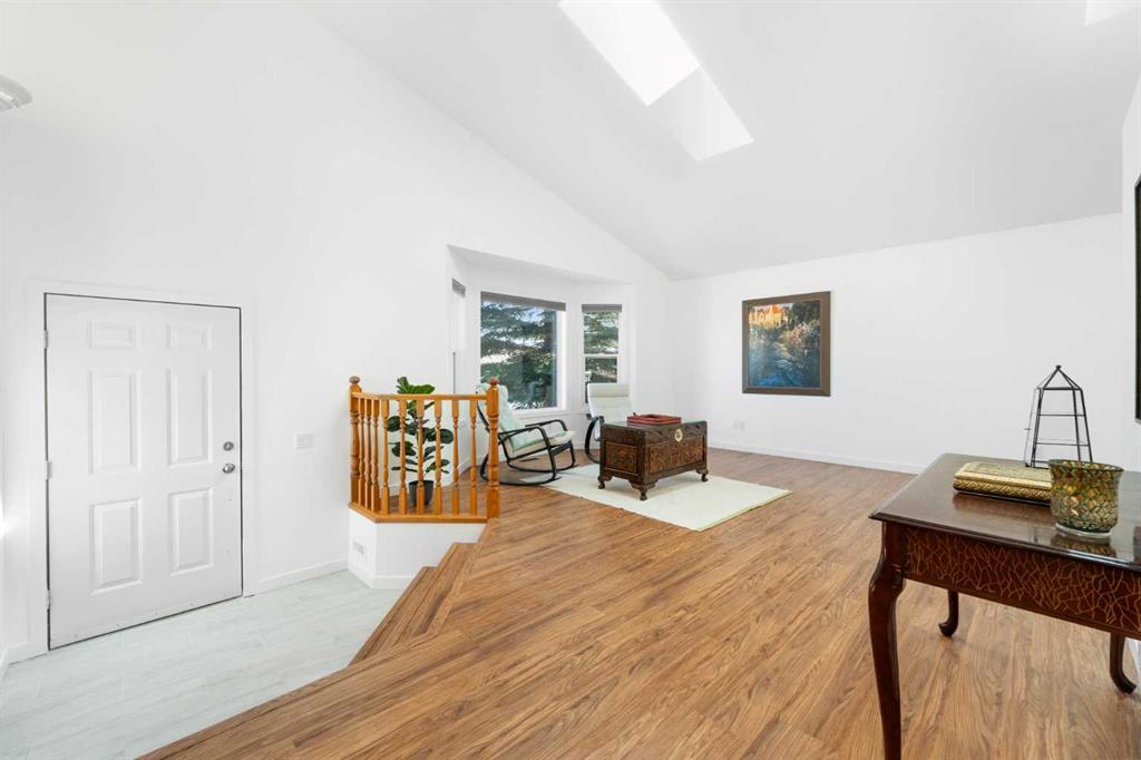 Picture for 113 Westridge Close 