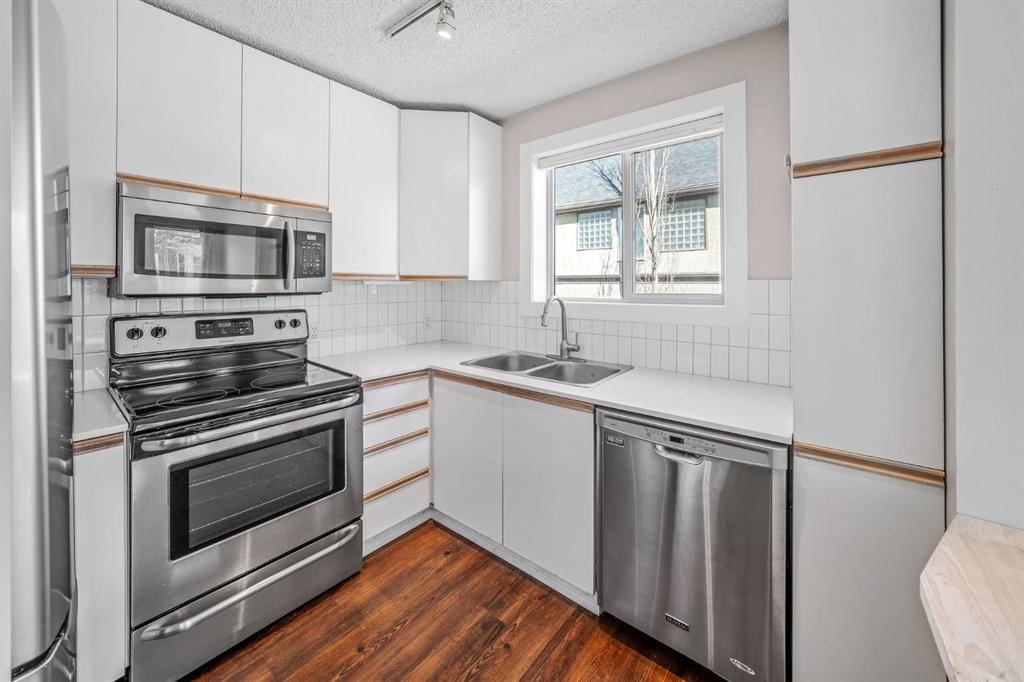 Picture for 207, 808 Royal Avenue SW