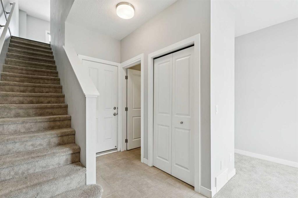 Picture for 2506 Jumping Pound Common 