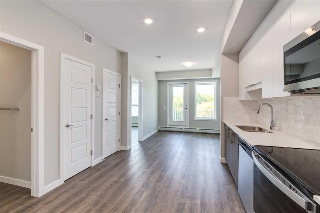 Picture for 212, 1605 17 Street SE