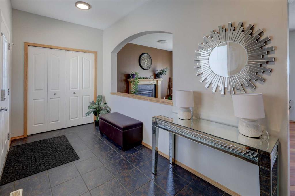 Picture for 17 Royal Birch Way NW