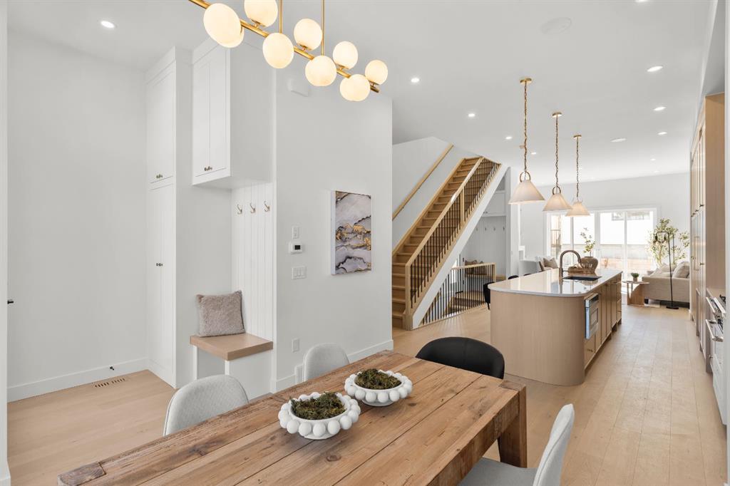 Picture for 2117 22 Avenue SW