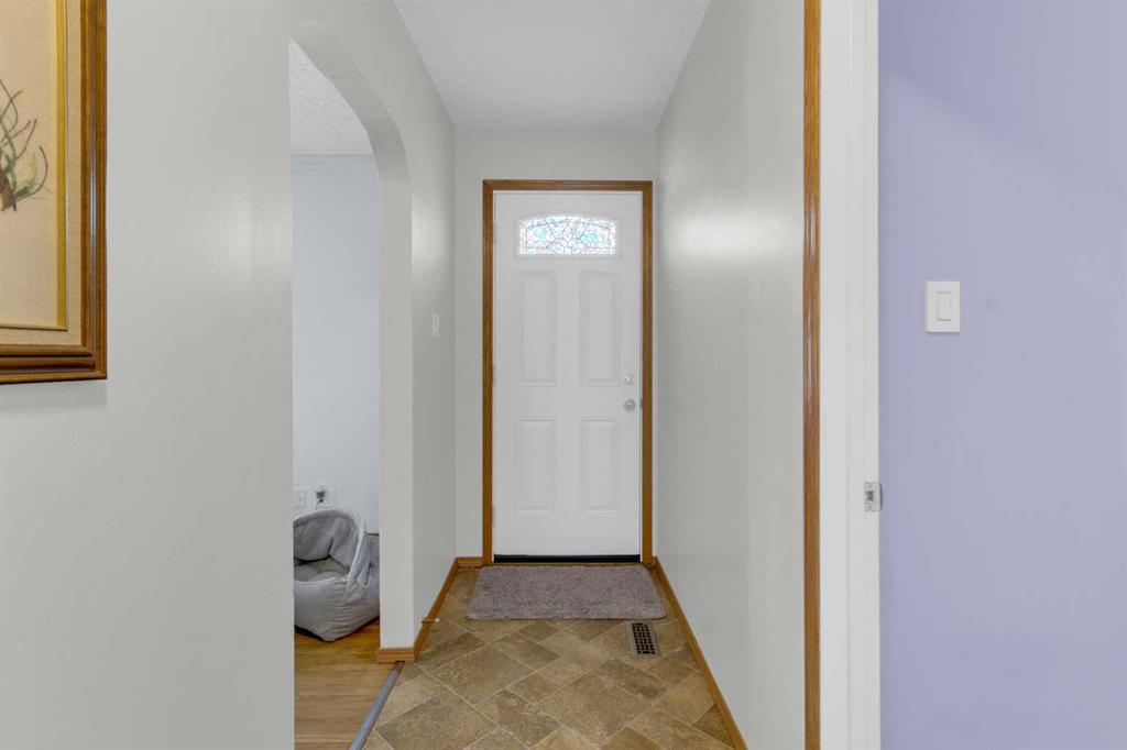 Picture for 305 3 Street S