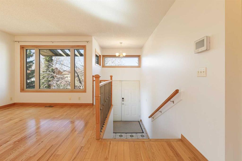 Picture for 48 Ranchridge Drive NW