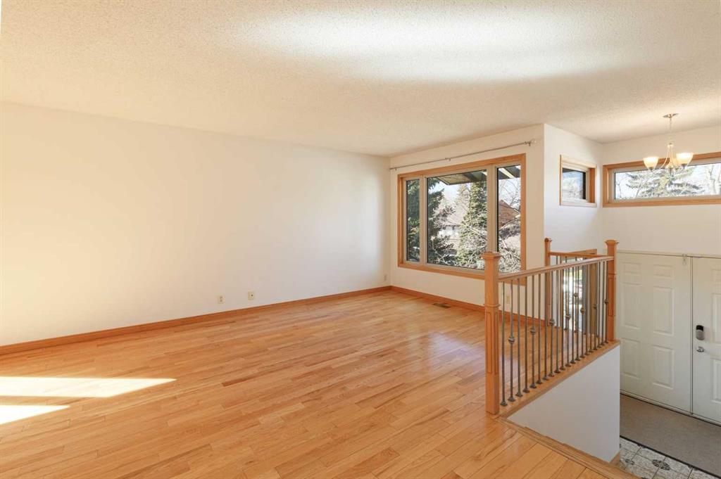 Picture for 48 Ranchridge Drive NW