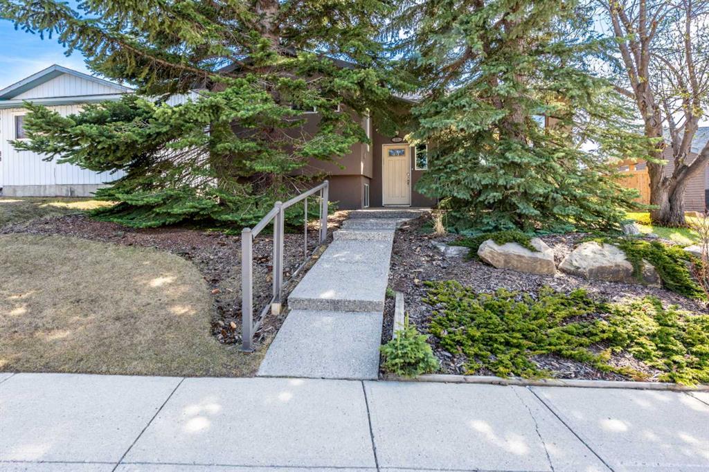Picture for 16 Rundleson Way NE
