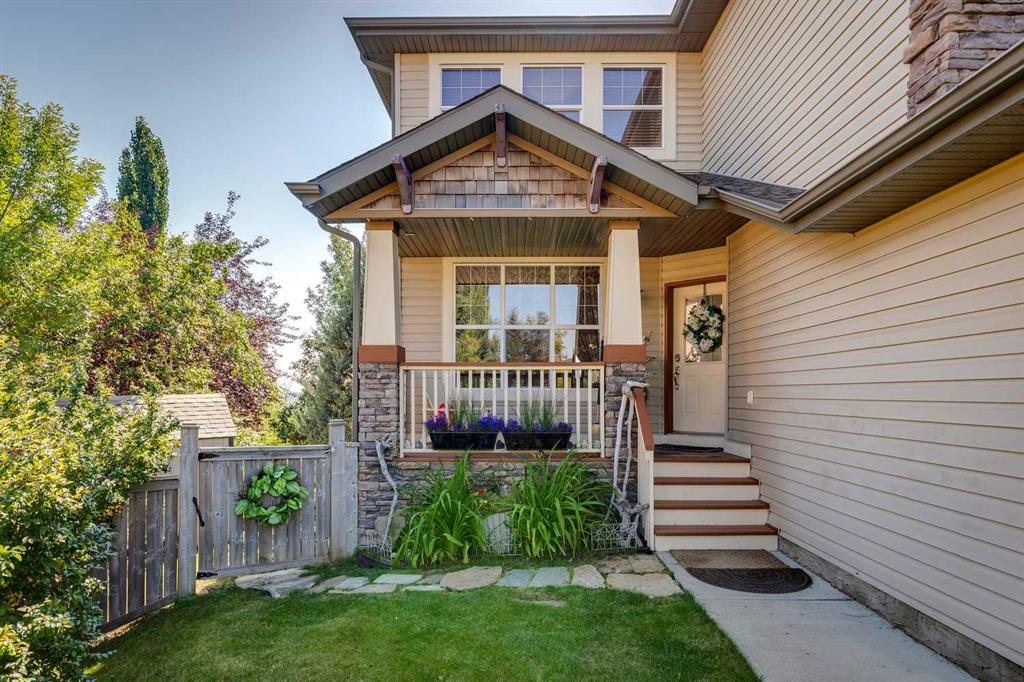 Picture for 40 Springbank Bay SW