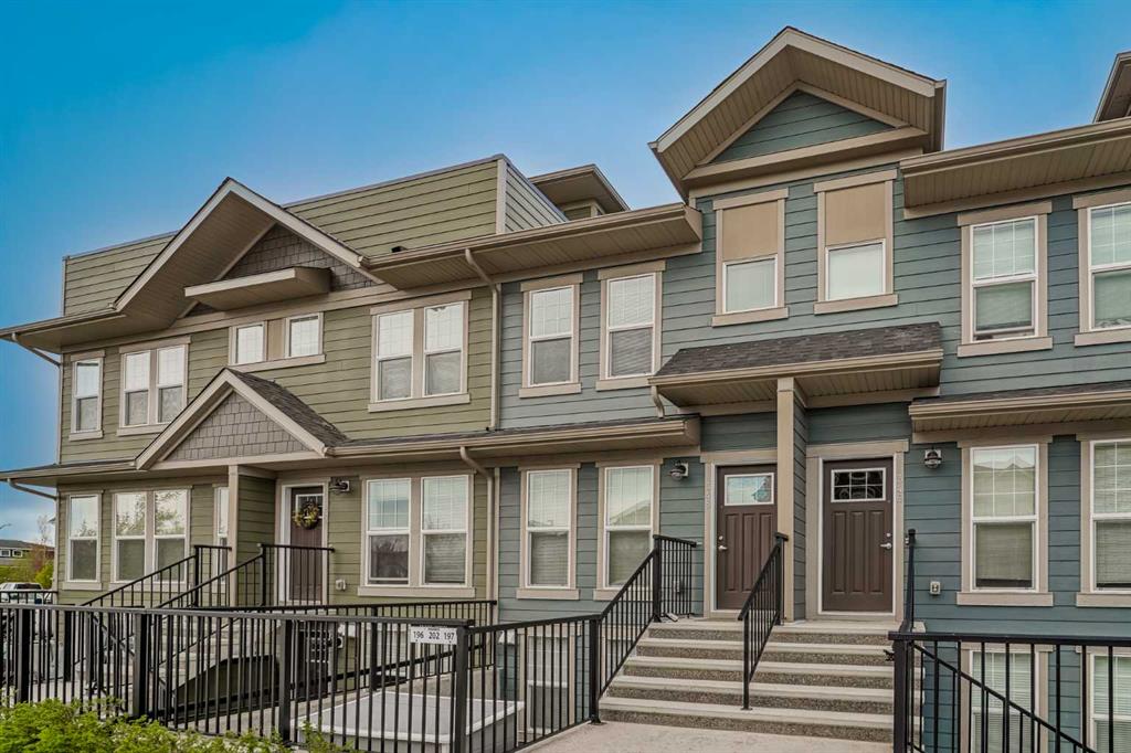 Picture for 348 Cranbrook Square SE
