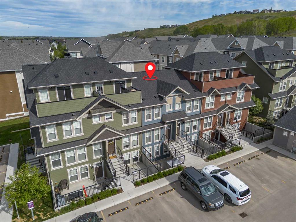 Picture for 348 Cranbrook Square SE