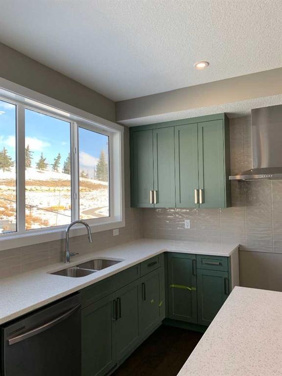 Picture for 156 Crimson Ridge Place NW