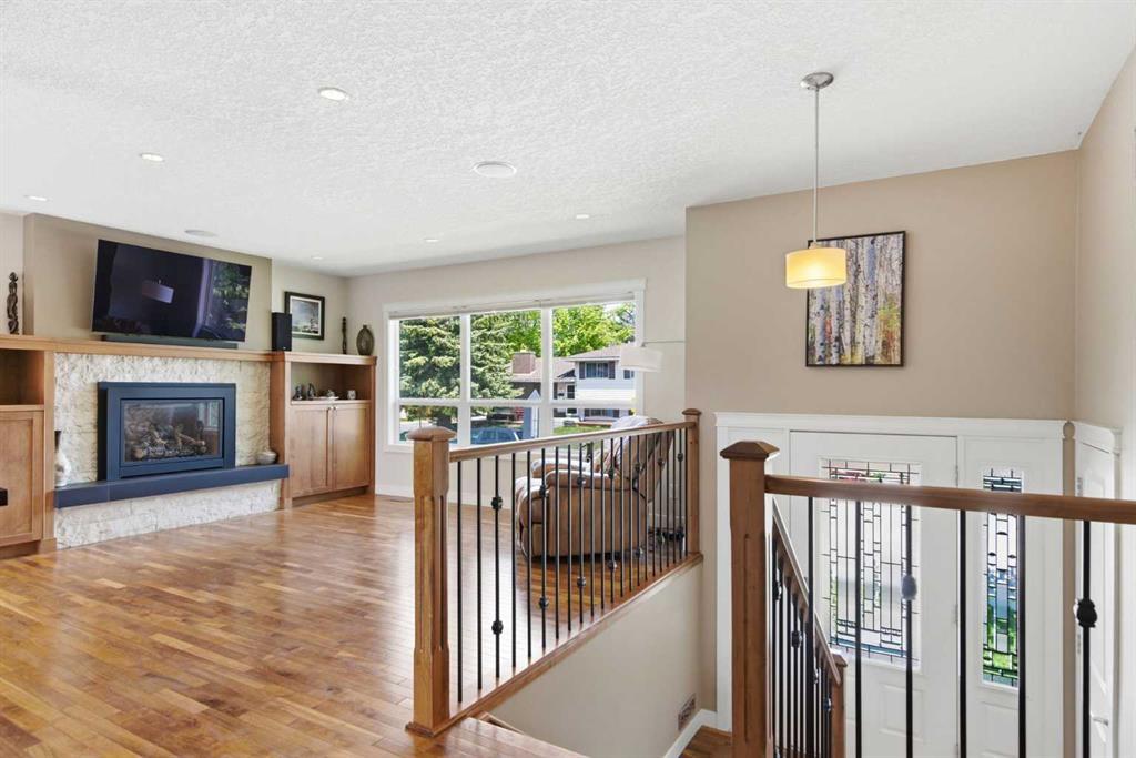 Picture for 351 Queen Charlotte Road SE