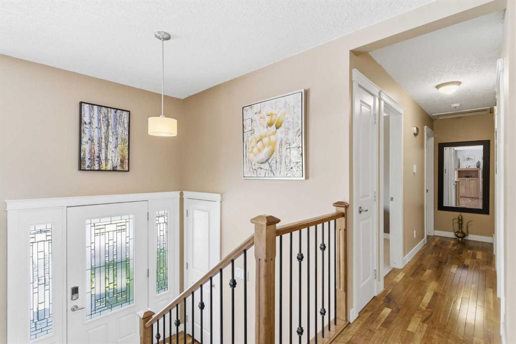 Picture for 351 Queen Charlotte Road SE