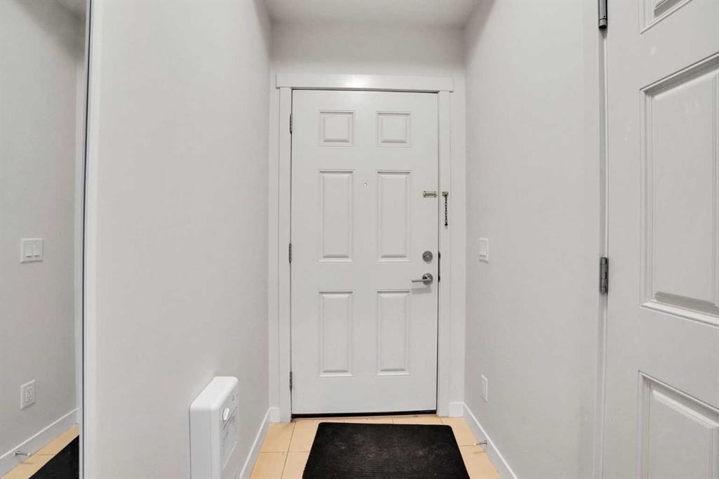 Picture for 986 Sherwood Boulevard NW