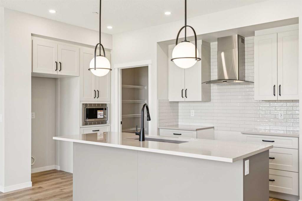 Picture for 30 Hotchkiss Gardens SE