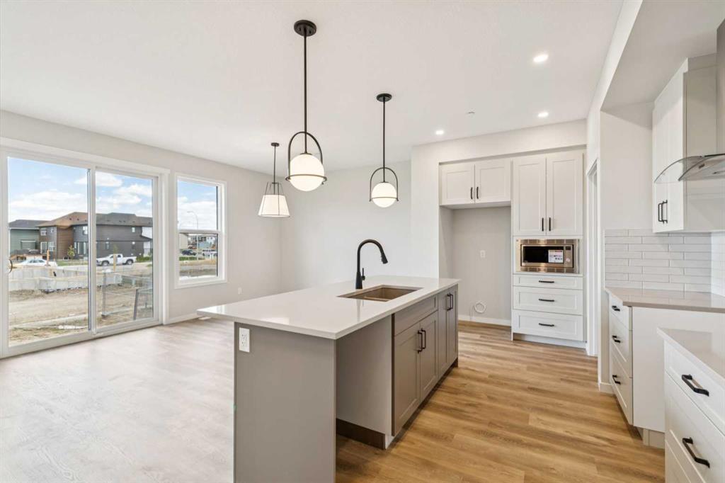 Picture for 30 Hotchkiss Gardens SE