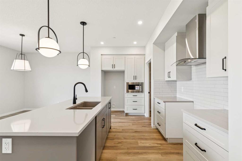 Picture for 30 Hotchkiss Gardens SE