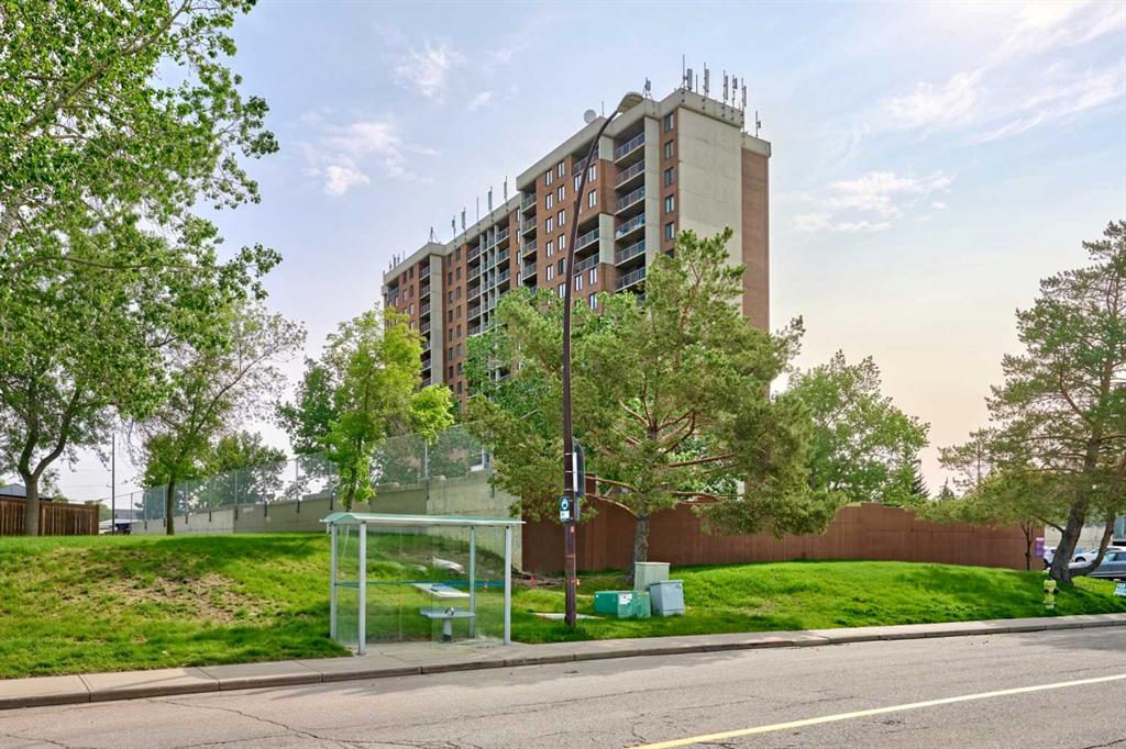 Picture for 711, 4944 dalton Drive NW