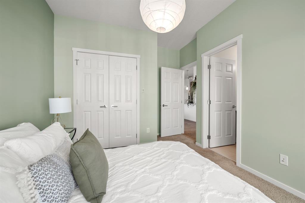 Picture for 2401, 99 Copperstone Park SE https://www.cirrealty.ca/reb/creb/02/A2264802_16.jpg