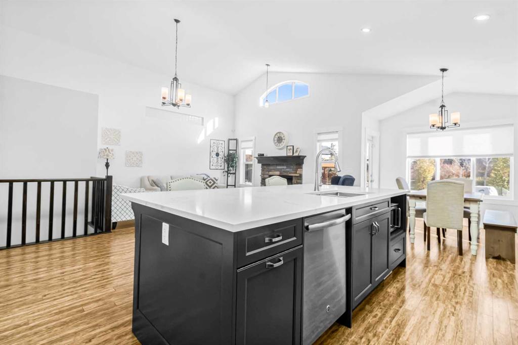 Picture for 811 Boulder Creek Drive SE https://www.cirrealty.ca/reb/creb/02/A2265702_23.jpg