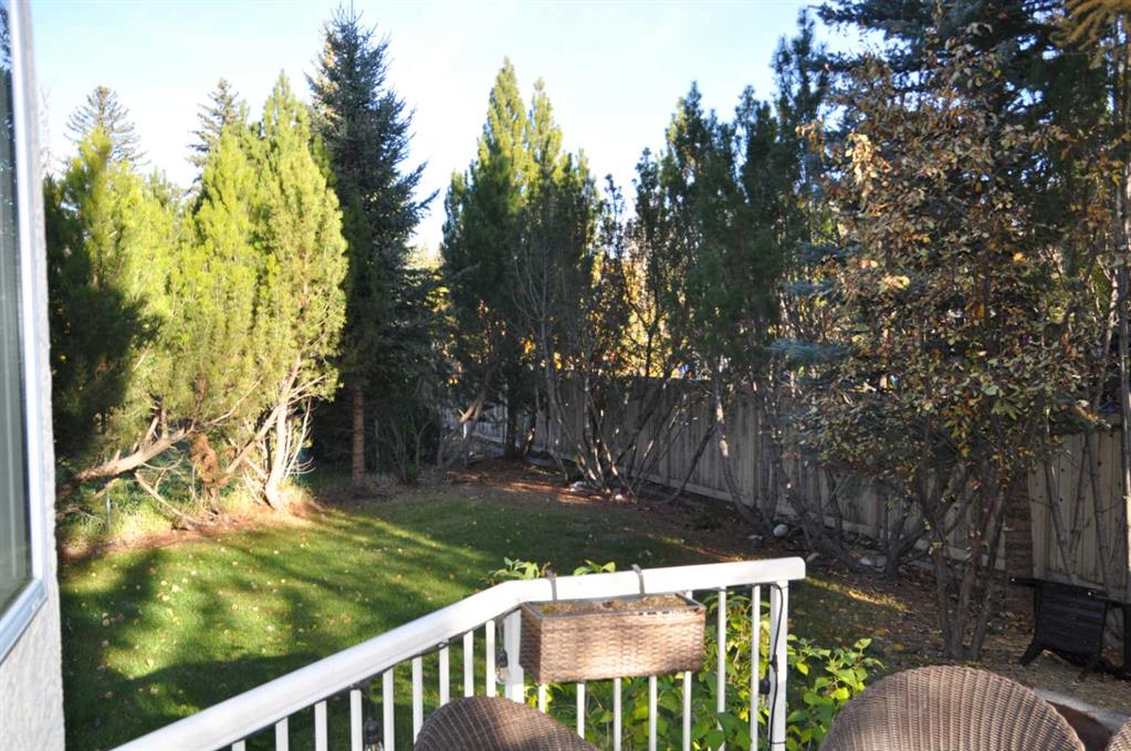 Picture for 210 Evergreen Mews SW https://www.cirrealty.ca/reb/creb/02/A2266402_47.jpg