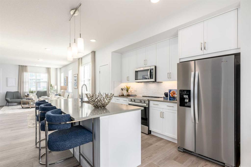 Picture for 309, 437 Alpine Avenue SW